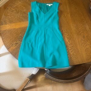 Diane Von Furstenberg (DVF) Capreena Sleeveless V-Neck Sheath Dress in teal